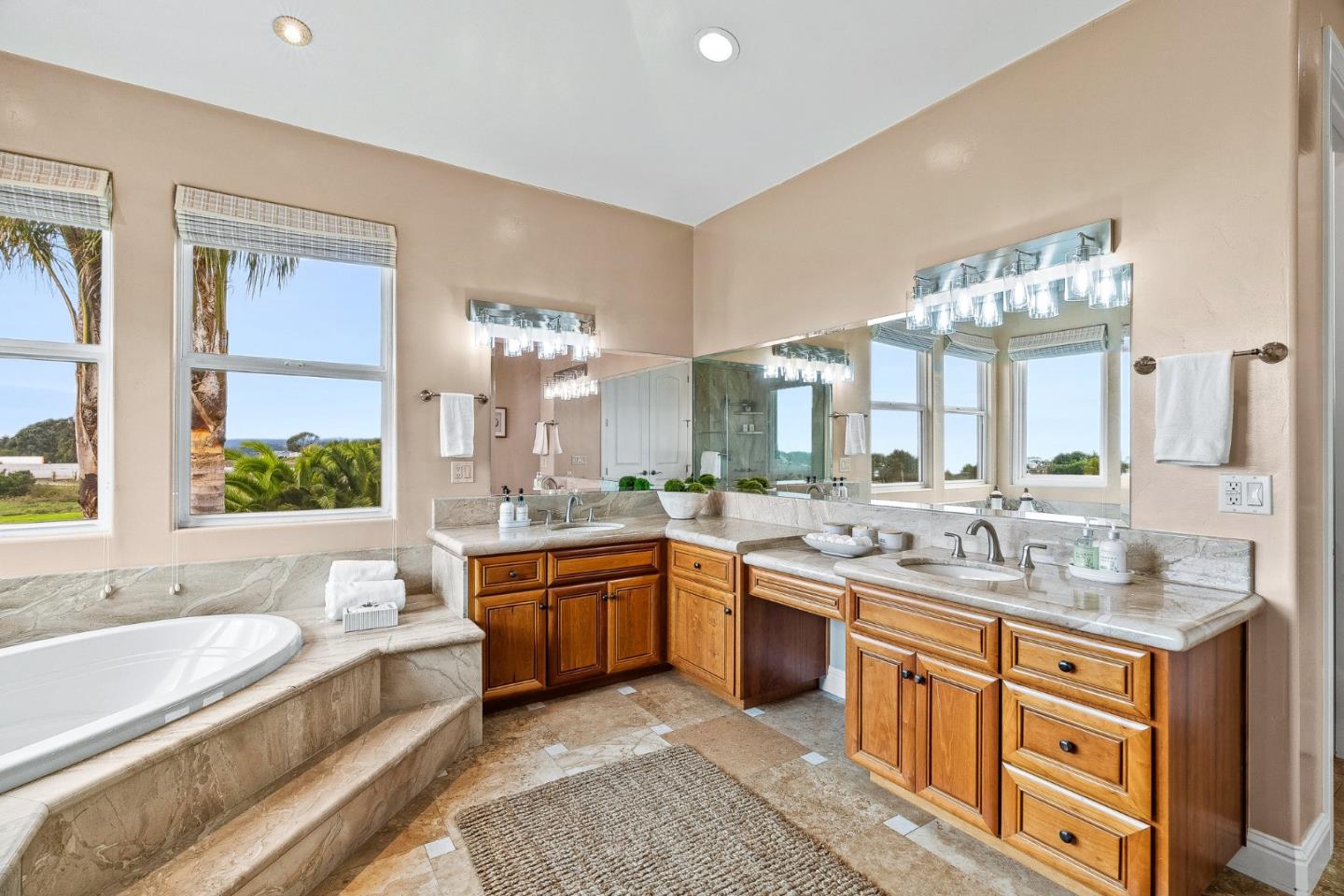 Detail Gallery Image 28 of 61 For 69 Crest Dr, La Selva Beach,  CA 95076 - 4 Beds | 3/1 Baths