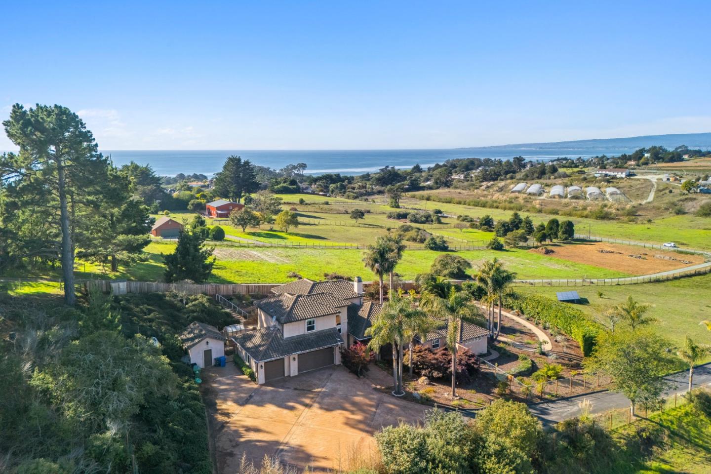 Detail Gallery Image 3 of 61 For 69 Crest Dr, La Selva Beach,  CA 95076 - 4 Beds | 3/1 Baths