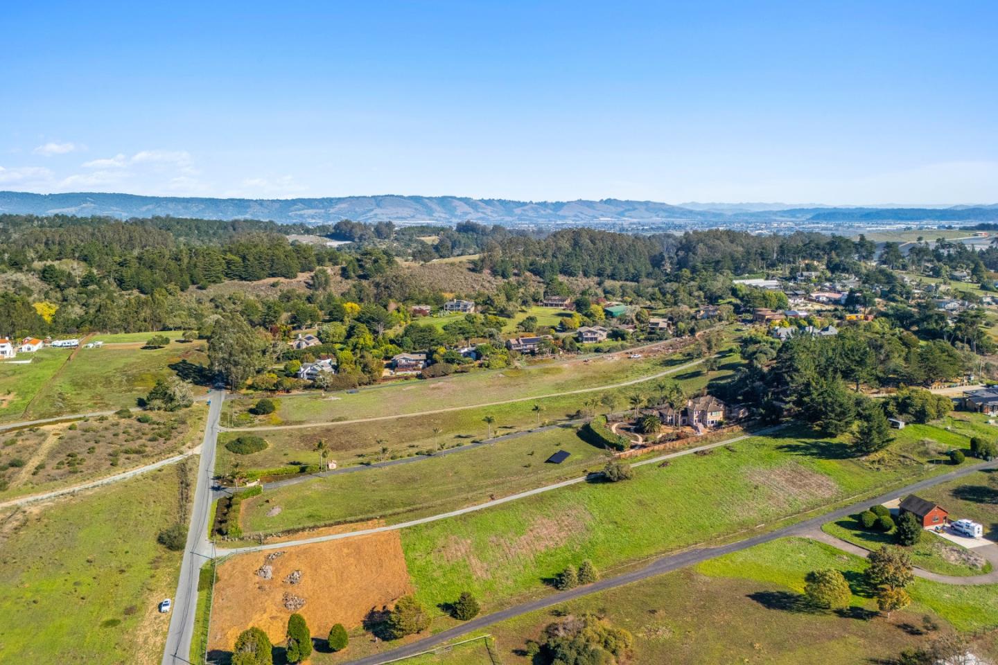 Detail Gallery Image 53 of 61 For 69 Crest Dr, La Selva Beach,  CA 95076 - 4 Beds | 3/1 Baths