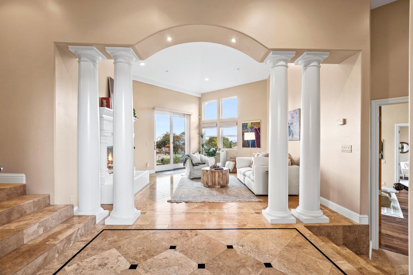 Detail Gallery Image 7 of 61 For 69 Crest Dr, La Selva Beach,  CA 95076 - 4 Beds | 3/1 Baths