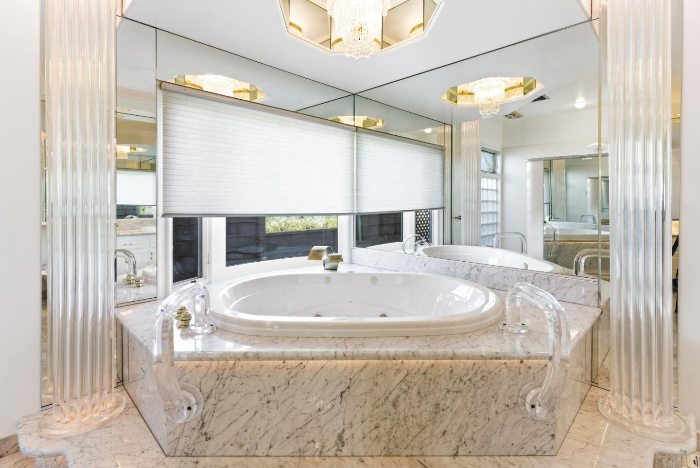 Detail Gallery Image 39 of 56 For 902 Laurent St, Santa Cruz,  CA 95060 - 3 Beds | 2/1 Baths