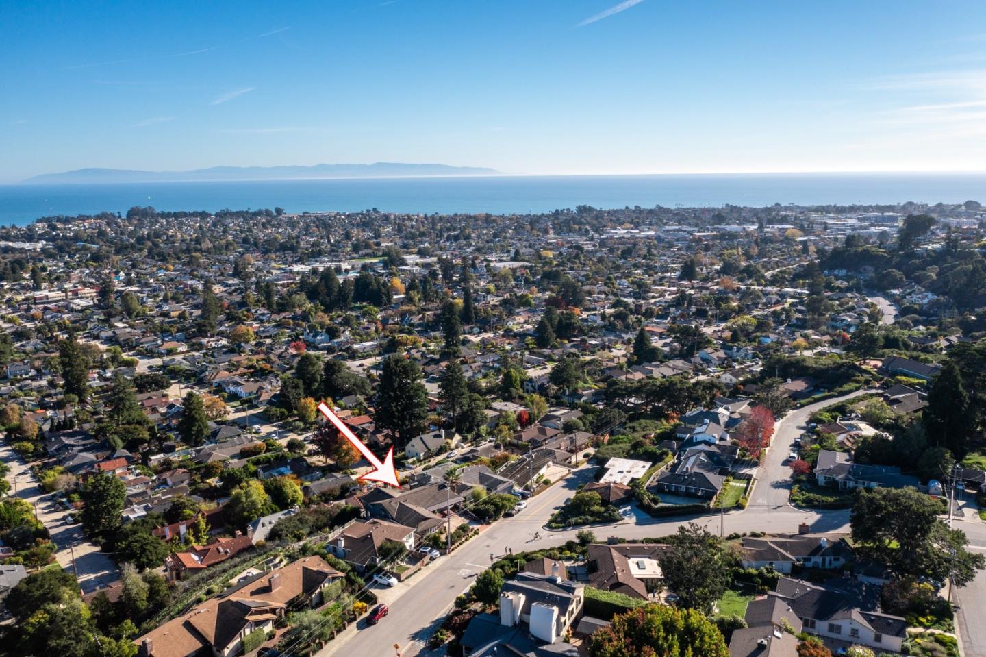 Detail Gallery Image 4 of 56 For 902 Laurent St, Santa Cruz,  CA 95060 - 3 Beds | 2/1 Baths
