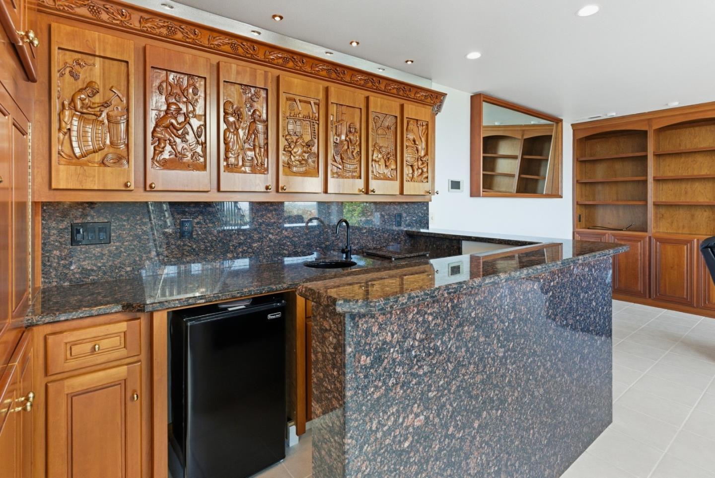 Detail Gallery Image 45 of 56 For 902 Laurent St, Santa Cruz,  CA 95060 - 3 Beds | 2/1 Baths