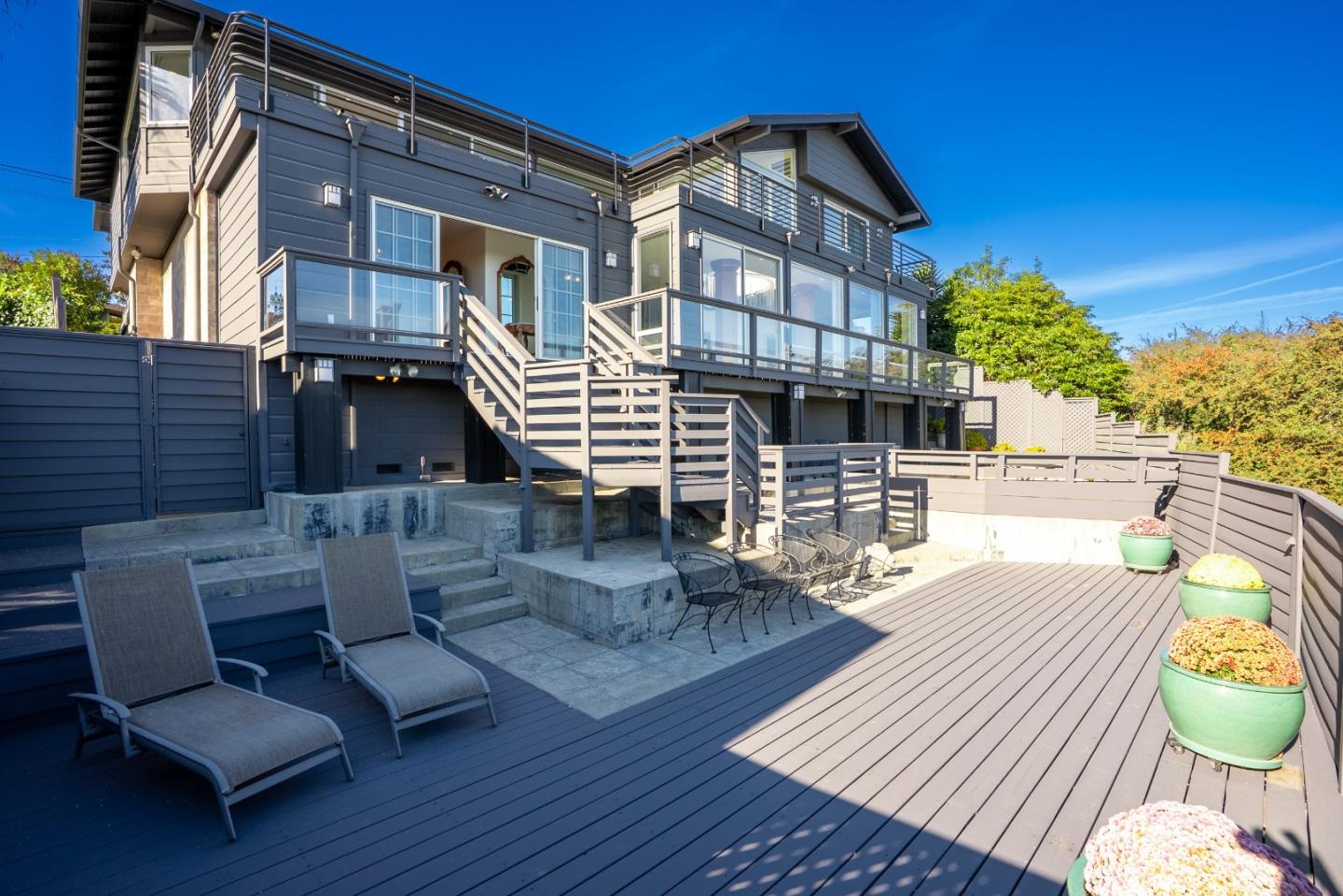 Detail Gallery Image 6 of 56 For 902 Laurent St, Santa Cruz,  CA 95060 - 3 Beds | 2/1 Baths