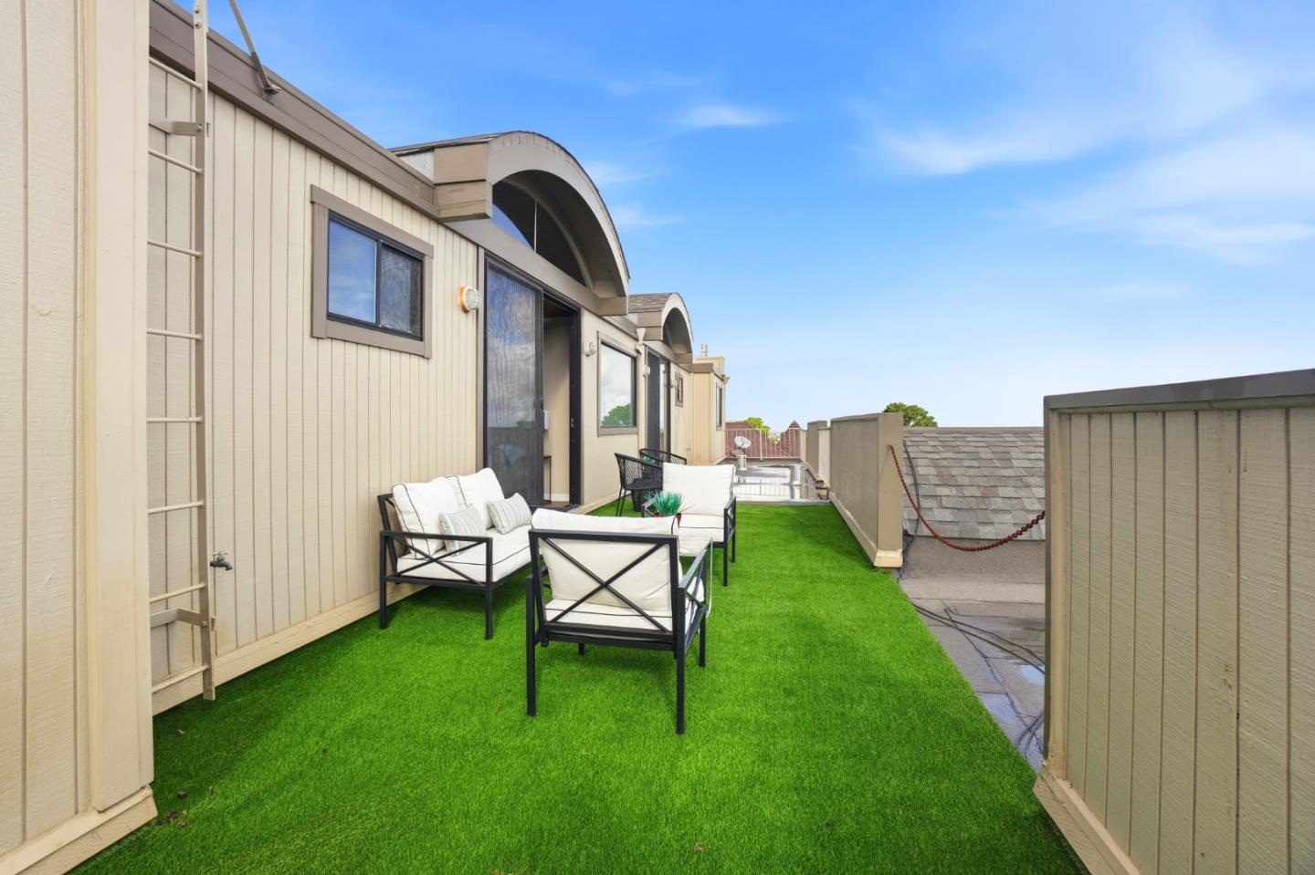 Detail Gallery Image 23 of 29 For 1927 Diamond St #2,  San Francisco,  CA 94131 - 2 Beds | 1 Baths