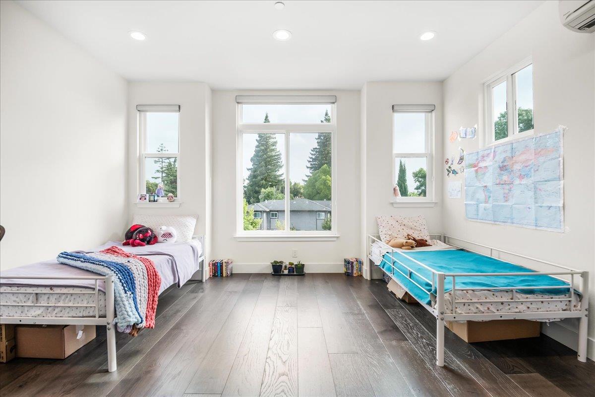 Detail Gallery Image 16 of 29 For 202 W Rincon Ave, Campbell,  CA 95008 - 4 Beds | 4 Baths