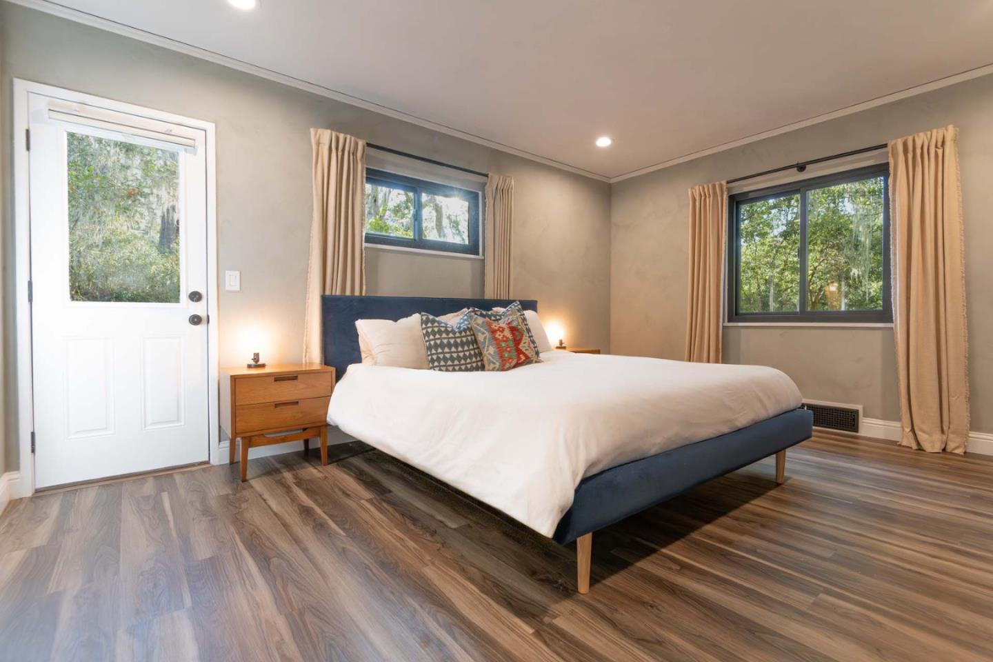 Detail Gallery Image 12 of 26 For 25315 Flanders Dr, Carmel,  CA 93923 - 3 Beds | 2/2 Baths