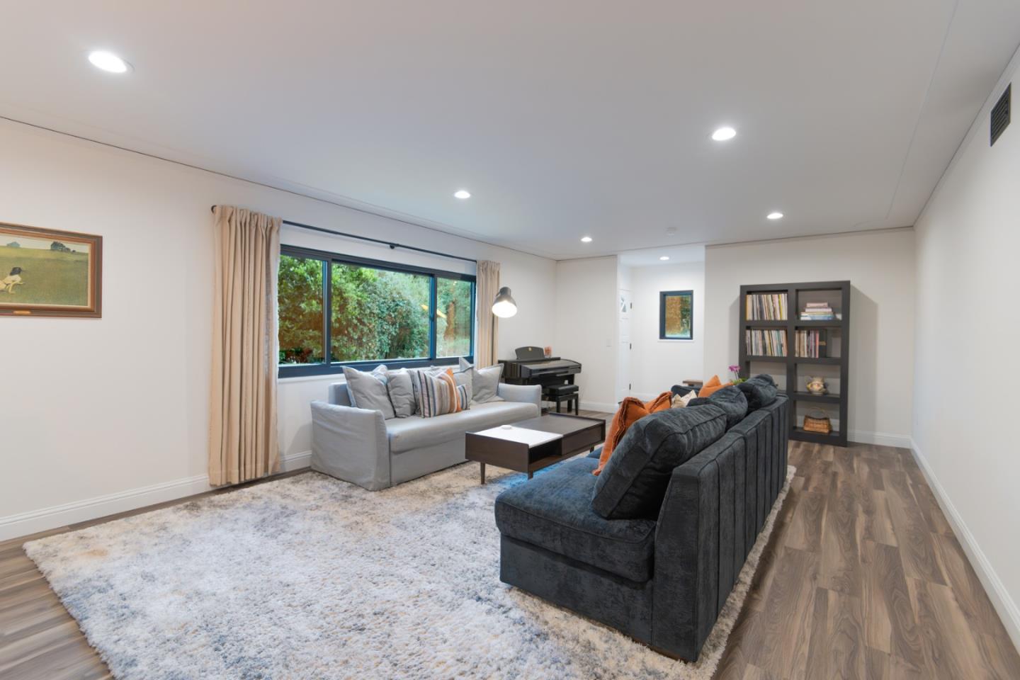 Detail Gallery Image 7 of 26 For 25315 Flanders Dr, Carmel,  CA 93923 - 3 Beds | 2/2 Baths