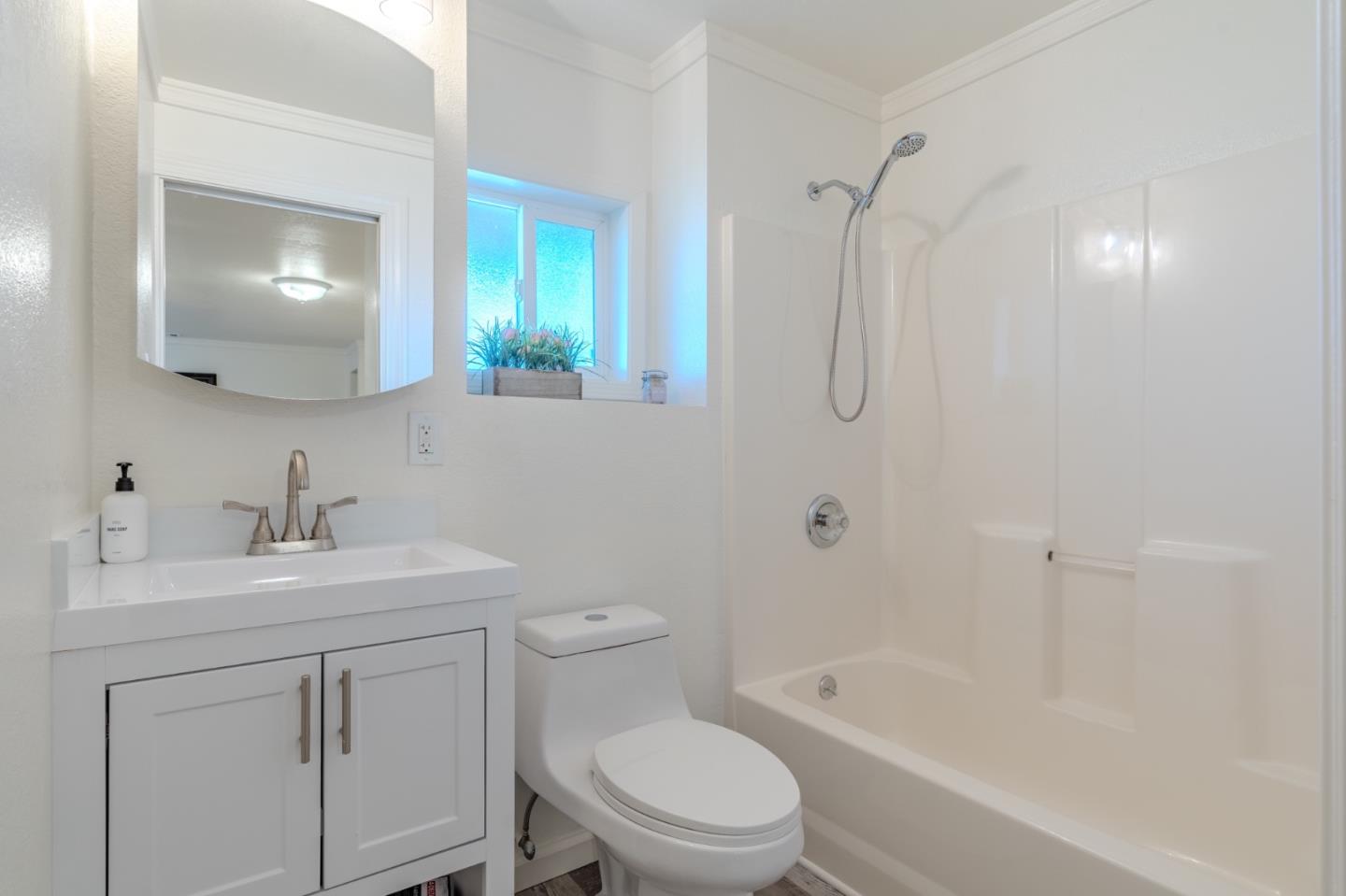 Detail Gallery Image 9 of 9 For 820 Edgemar Ave Downstairs Unit,  Pacifica,  CA 94044 - 0 Beds | 1 Baths