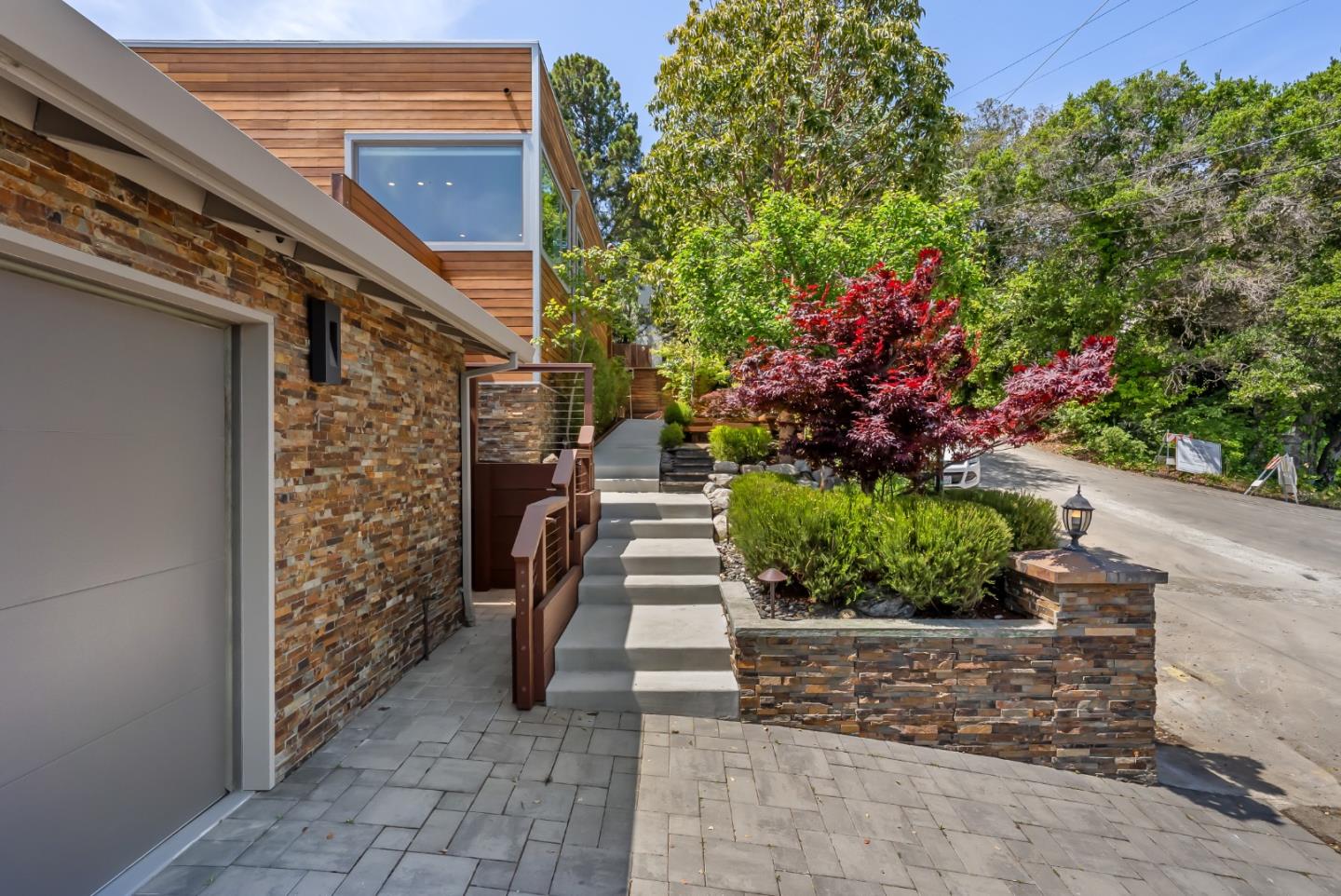 Detail Gallery Image 109 of 110 For 1 Millbrae Cir, Millbrae,  CA 94030 - 5 Beds | 4 Baths