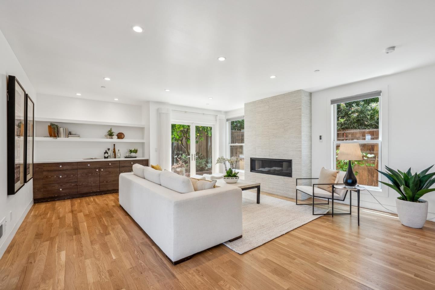 Detail Gallery Image 26 of 110 For 1 Millbrae Cir, Millbrae,  CA 94030 - 5 Beds | 4 Baths