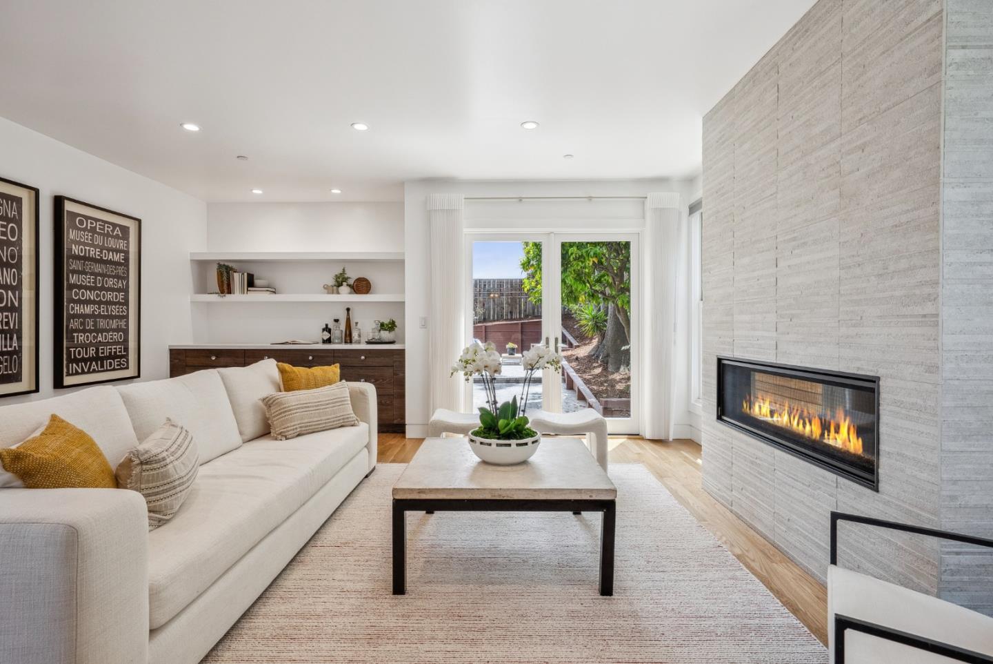 Detail Gallery Image 27 of 110 For 1 Millbrae Cir, Millbrae,  CA 94030 - 5 Beds | 4 Baths