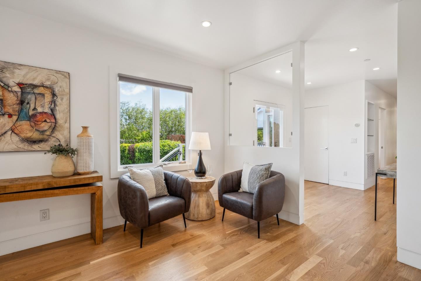 Detail Gallery Image 36 of 110 For 1 Millbrae Cir, Millbrae,  CA 94030 - 5 Beds | 4 Baths