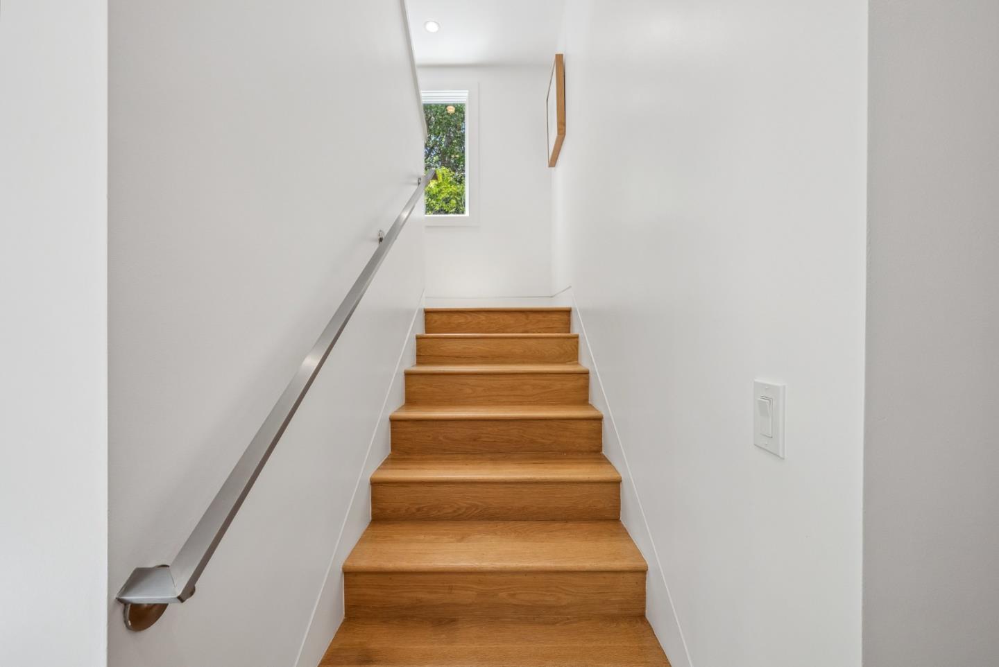 Detail Gallery Image 68 of 110 For 1 Millbrae Cir, Millbrae,  CA 94030 - 5 Beds | 4 Baths