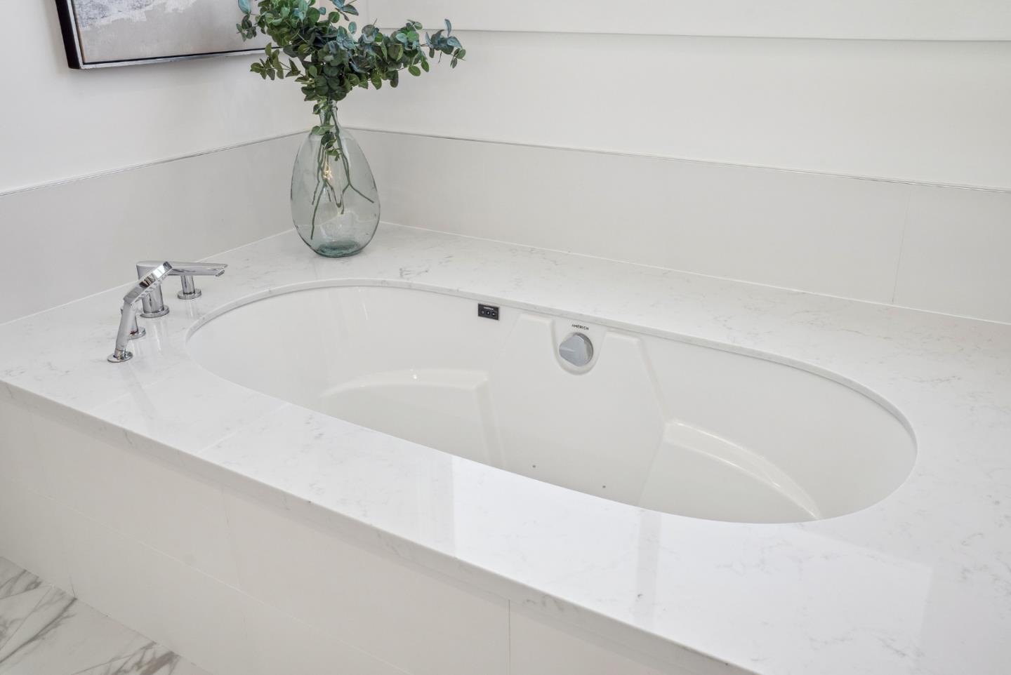 Detail Gallery Image 79 of 110 For 1 Millbrae Cir, Millbrae,  CA 94030 - 5 Beds | 4 Baths