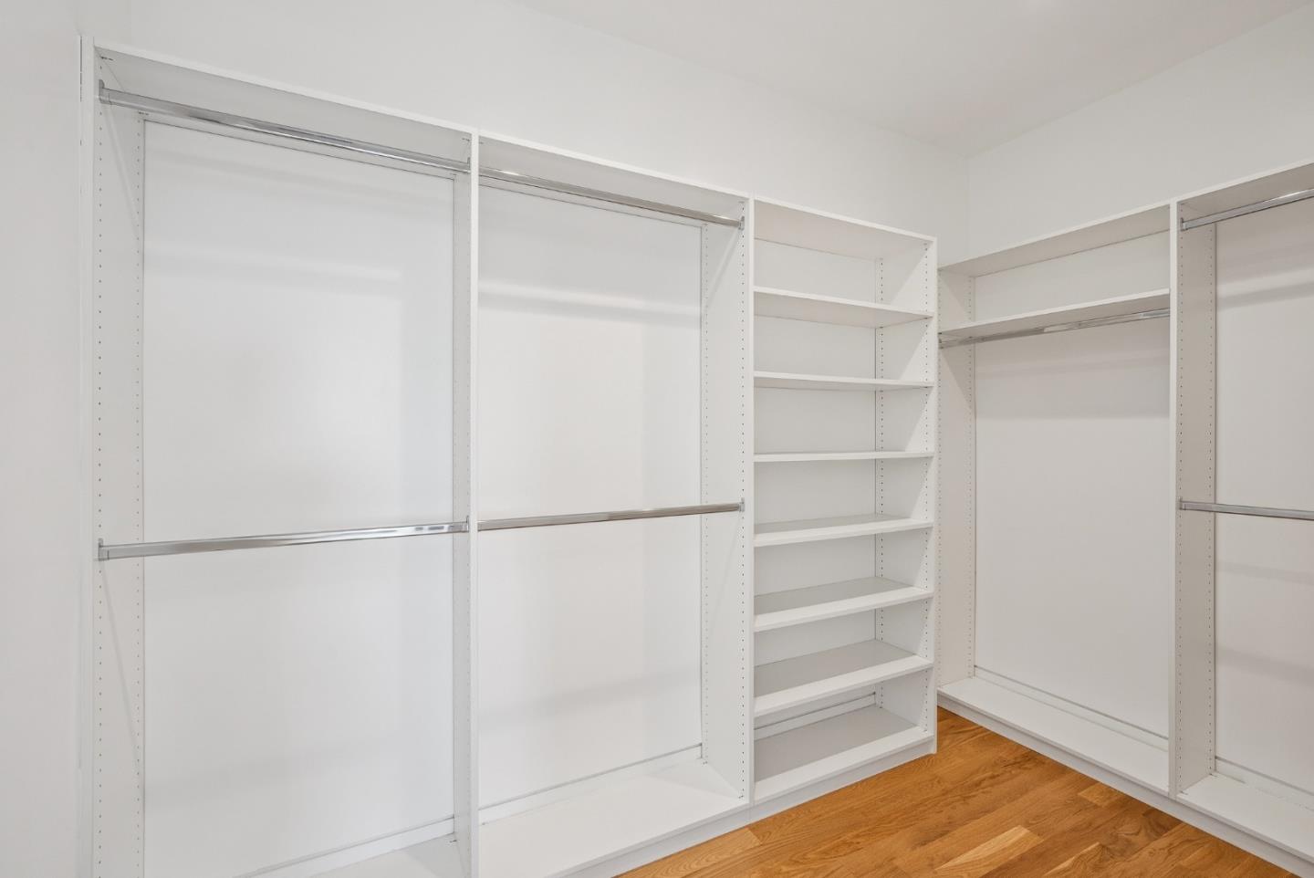 Detail Gallery Image 82 of 110 For 1 Millbrae Cir, Millbrae,  CA 94030 - 5 Beds | 4 Baths