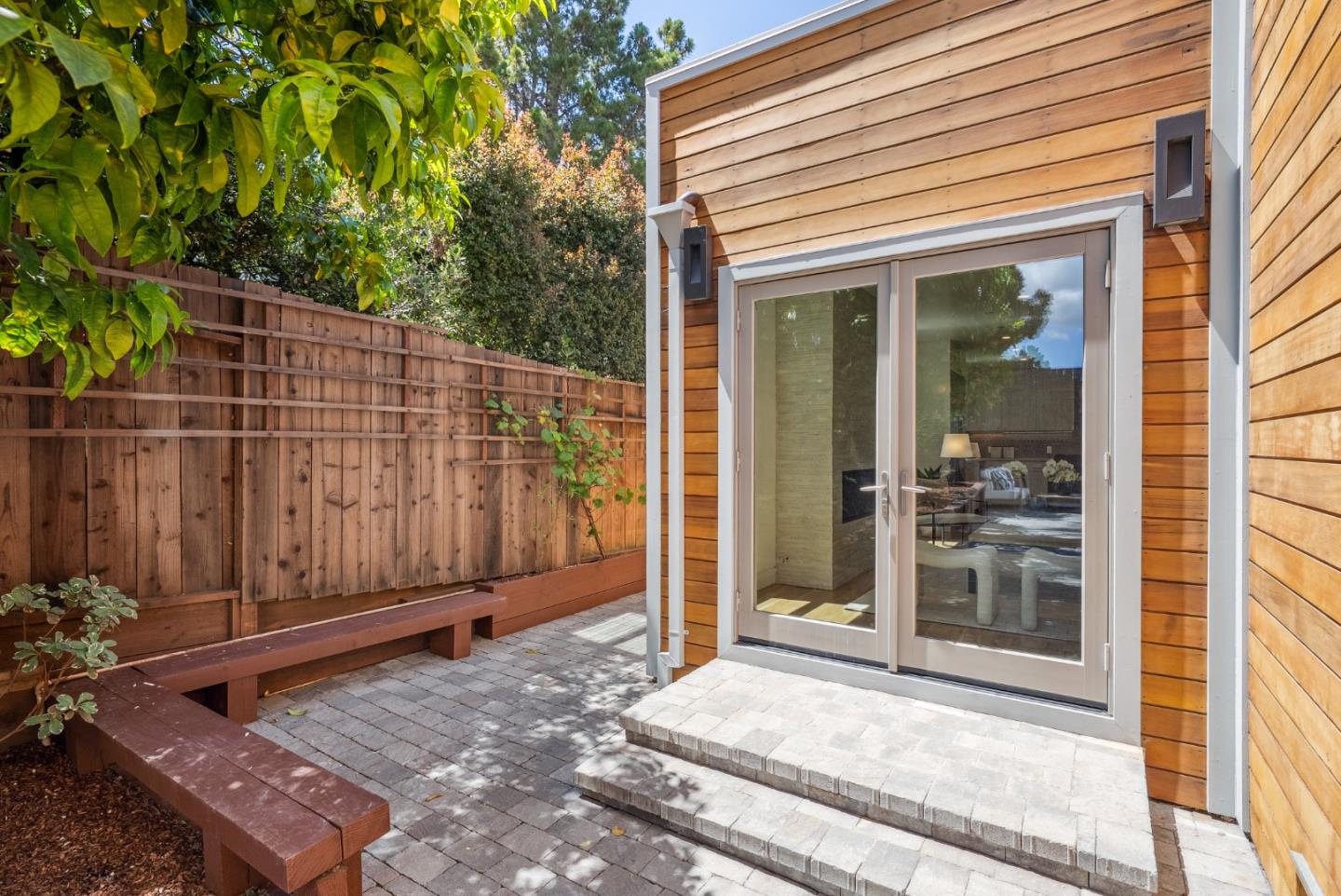 Detail Gallery Image 87 of 110 For 1 Millbrae Cir, Millbrae,  CA 94030 - 5 Beds | 4 Baths