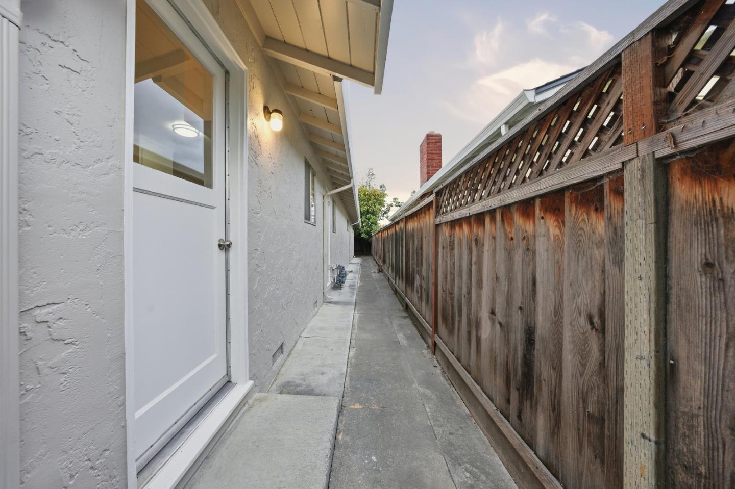 Detail Gallery Image 21 of 25 For Normandy Way, Santa Clara,  CA 95050 - – Beds | – Baths