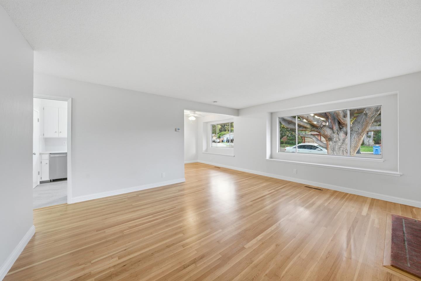 Detail Gallery Image 5 of 25 For Normandy Way, Santa Clara,  CA 95050 - – Beds | – Baths