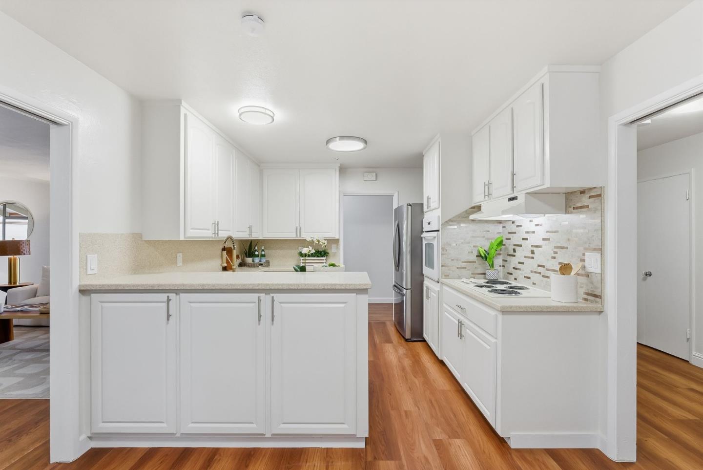 Detail Gallery Image 12 of 34 For 1978 Kobara Ln, San Jose,  CA 95124 - 3 Beds | 2 Baths