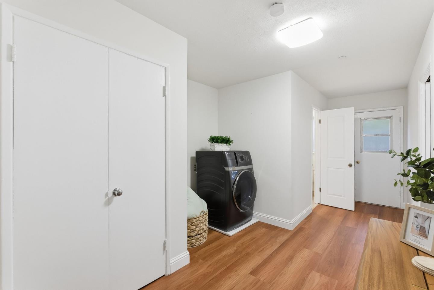 Detail Gallery Image 23 of 34 For 1978 Kobara Ln, San Jose,  CA 95124 - 3 Beds | 2 Baths