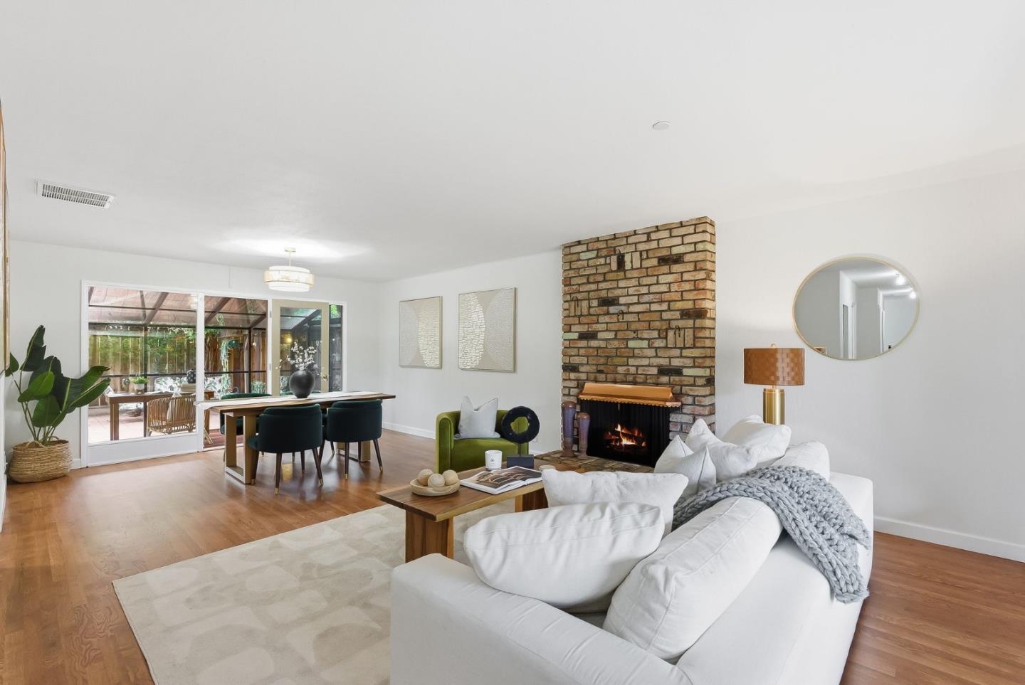 Detail Gallery Image 5 of 34 For 1978 Kobara Ln, San Jose,  CA 95124 - 3 Beds | 2 Baths