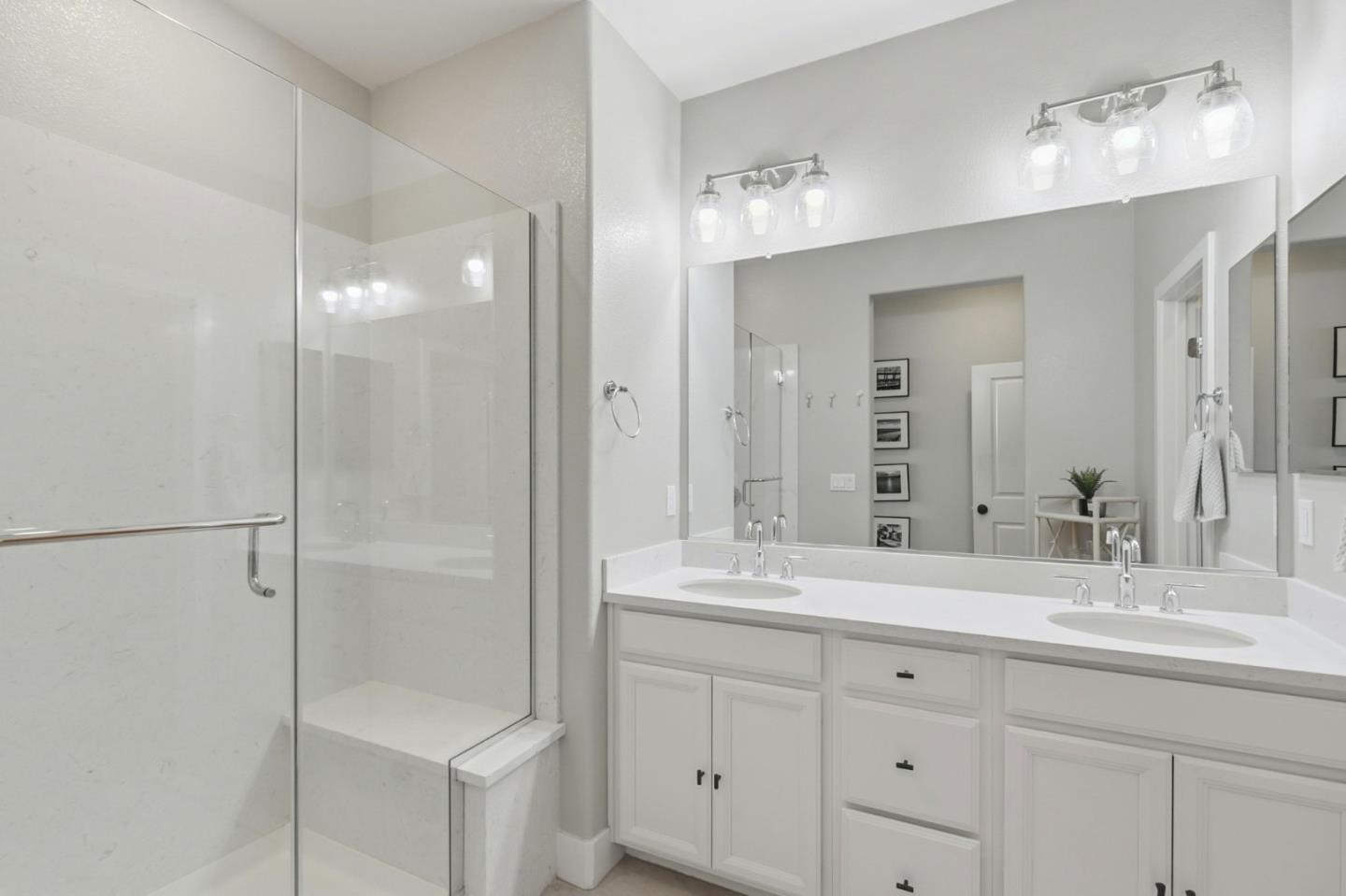 Detail Gallery Image 13 of 32 For 5740 Vibrant Loop, San Jose,  CA 95119 - 2 Beds | 2/1 Baths