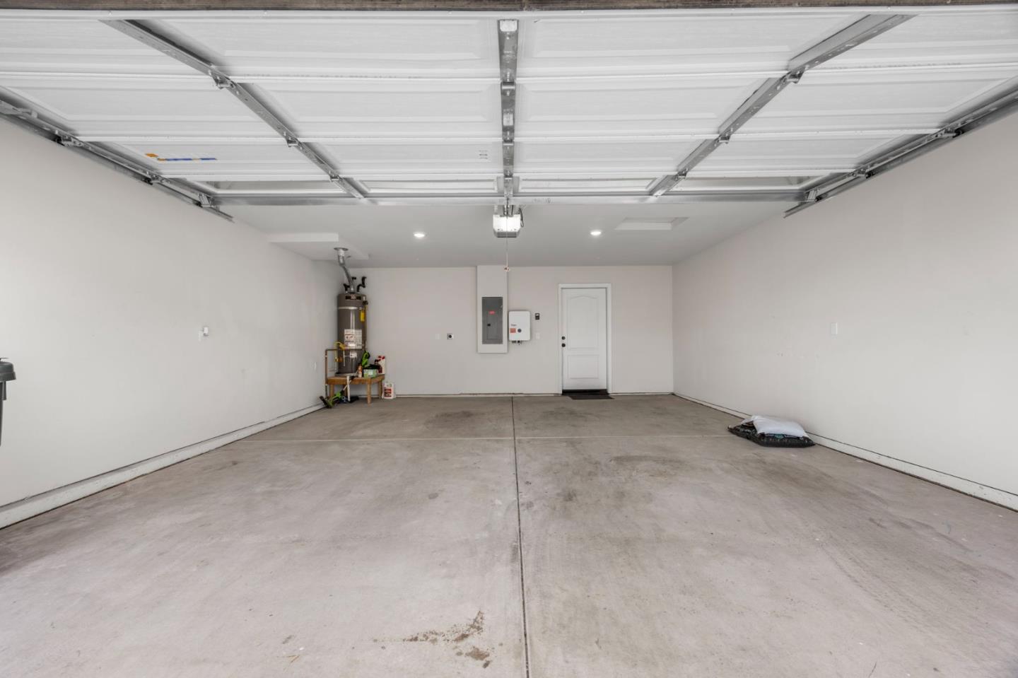 Detail Gallery Image 19 of 37 For 930 W Alameda St, Manteca,  CA 95336 - – Beds | – Baths