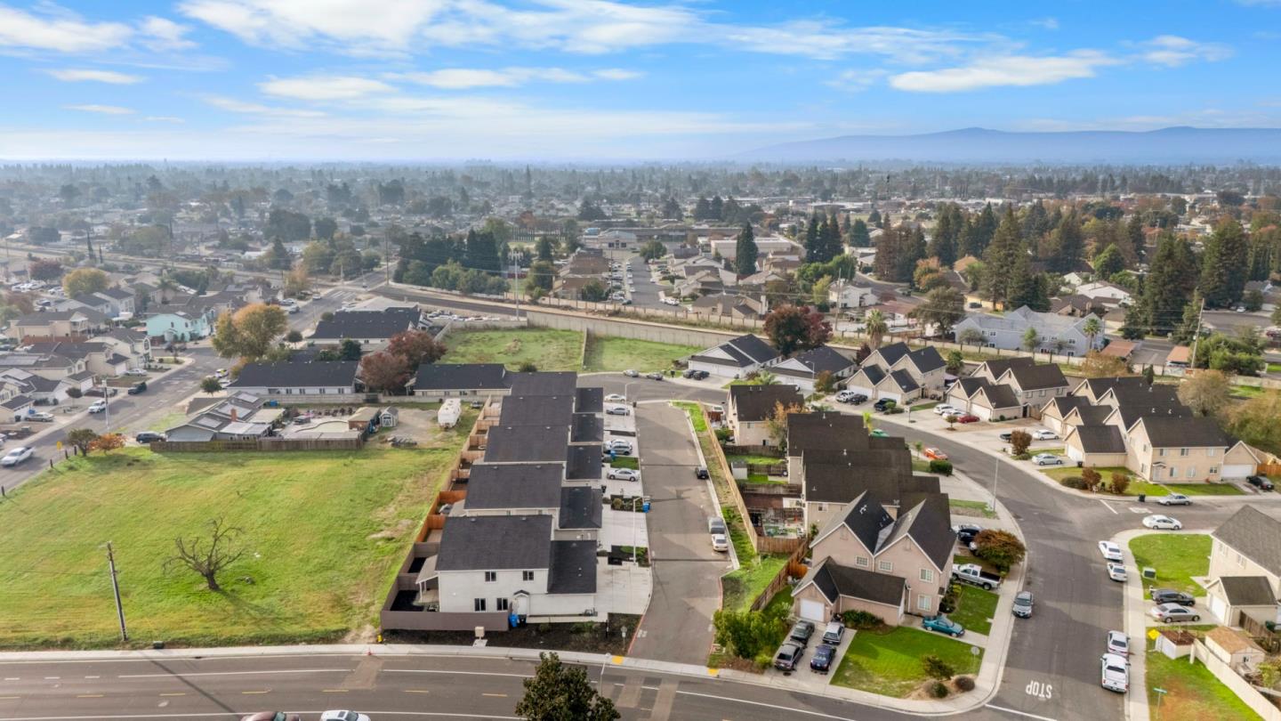 Detail Gallery Image 28 of 37 For 930 W Alameda St, Manteca,  CA 95336 - – Beds | – Baths