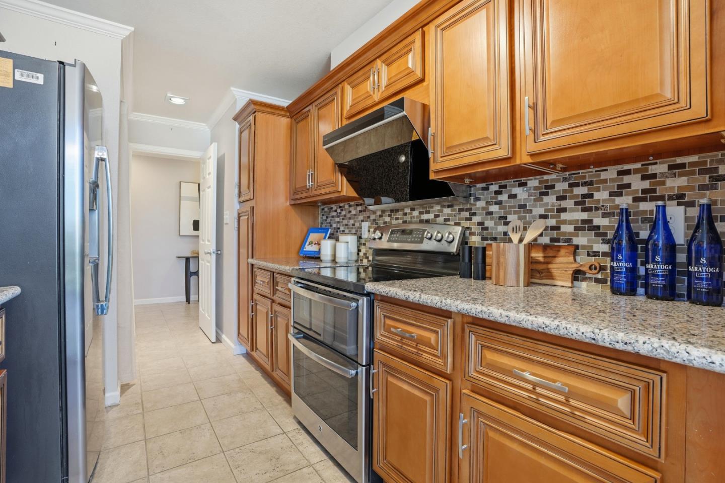 Detail Gallery Image 10 of 41 For 1171 Compass Ln #305,  Foster City,  CA 94404 - 2 Beds | 2 Baths