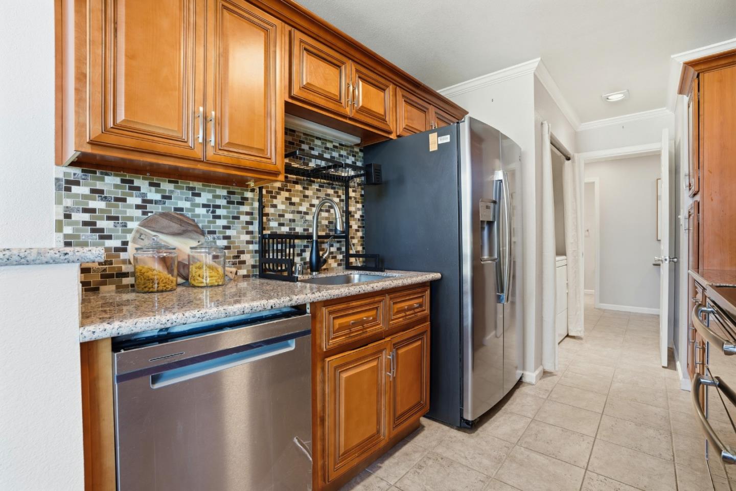 Detail Gallery Image 11 of 41 For 1171 Compass Ln #305,  Foster City,  CA 94404 - 2 Beds | 2 Baths