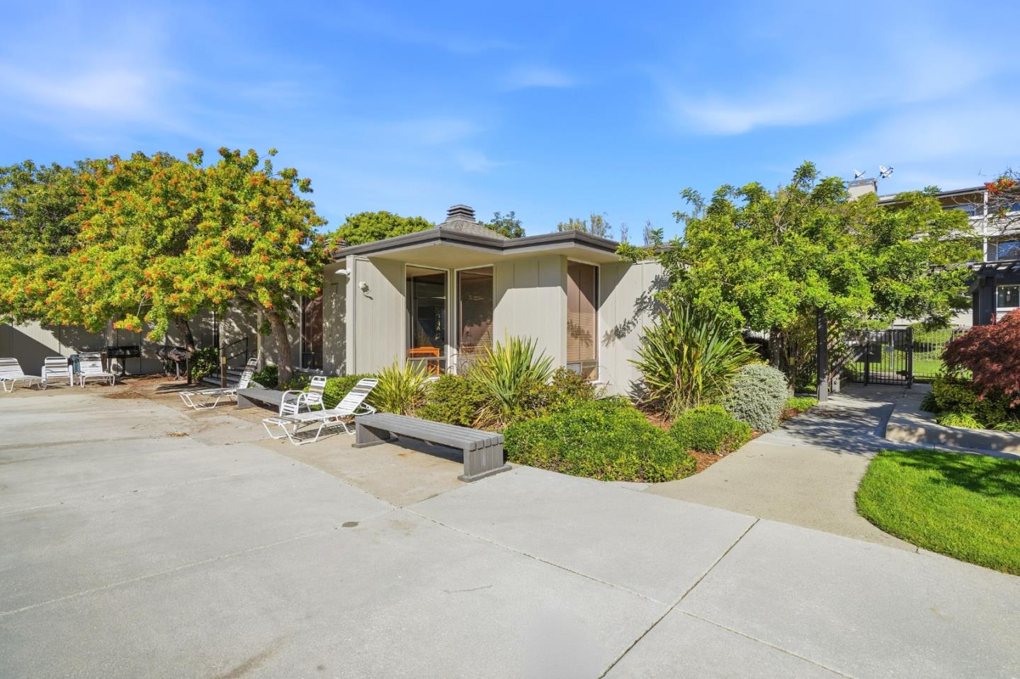 Detail Gallery Image 32 of 41 For 1171 Compass Ln #305,  Foster City,  CA 94404 - 2 Beds | 2 Baths