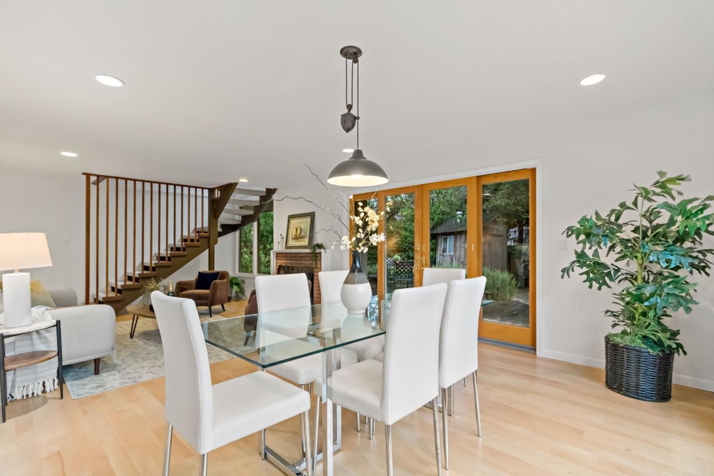 Detail Gallery Image 13 of 57 For 3113 Granger Way, Redwood City,  CA 94061 - 4 Beds | 3 Baths