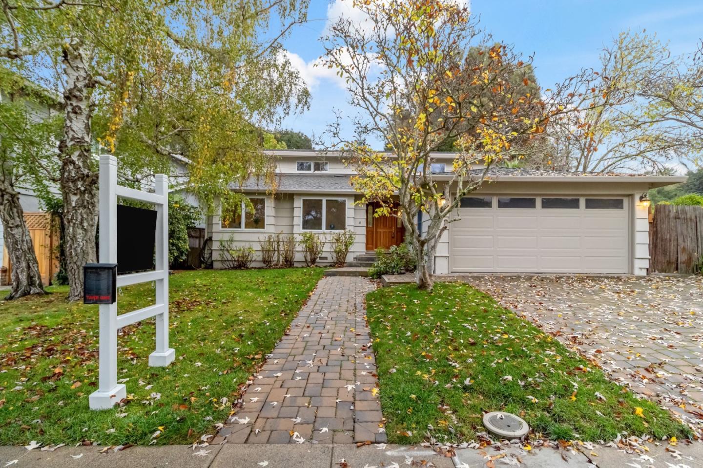 Detail Gallery Image 3 of 57 For 3113 Granger Way, Redwood City,  CA 94061 - 4 Beds | 3 Baths