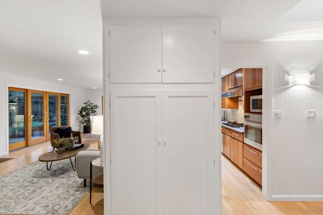 Detail Gallery Image 9 of 57 For 3113 Granger Way, Redwood City,  CA 94061 - 4 Beds | 3 Baths