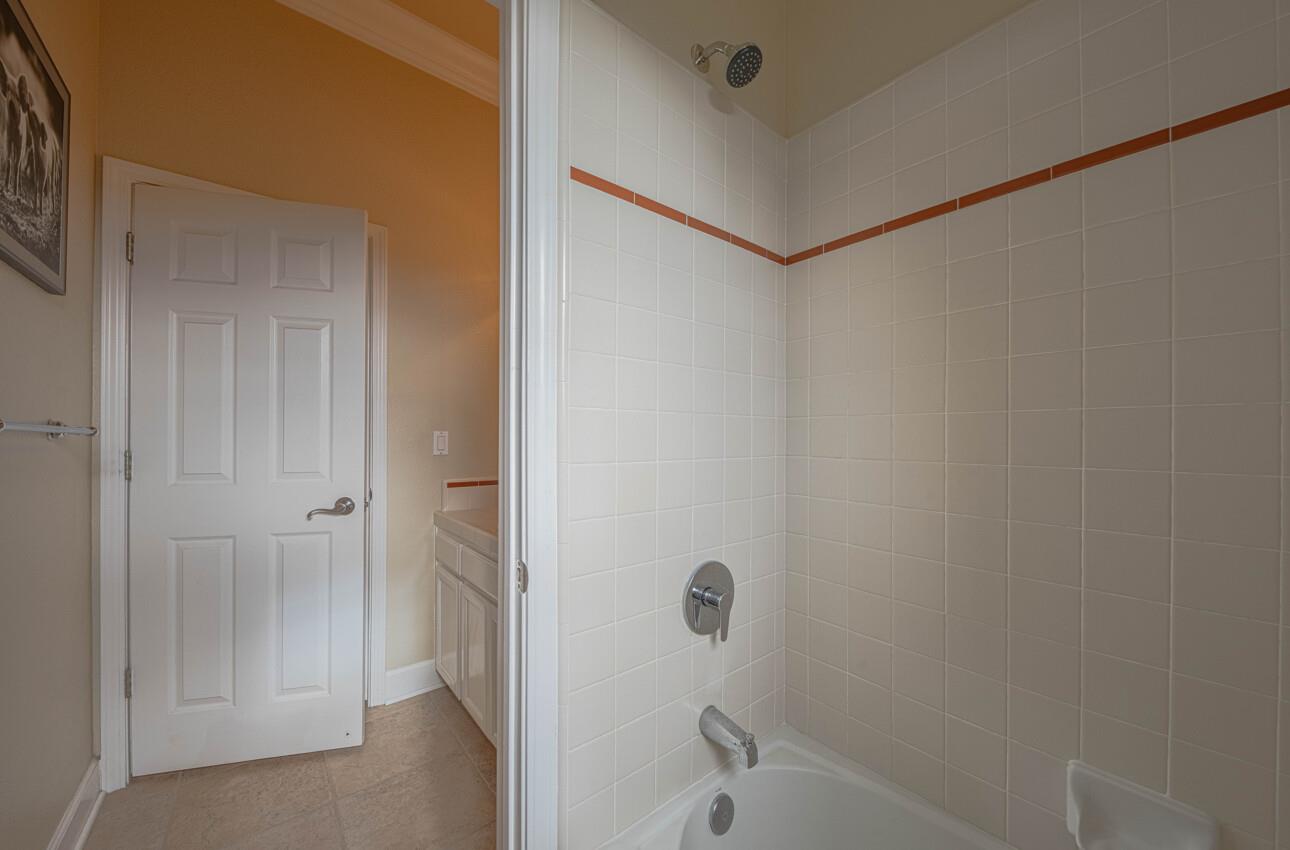 Detail Gallery Image 26 of 60 For 17403 Avenida Los Altos, Salinas,  CA 93907 - 5 Beds | 3 Baths