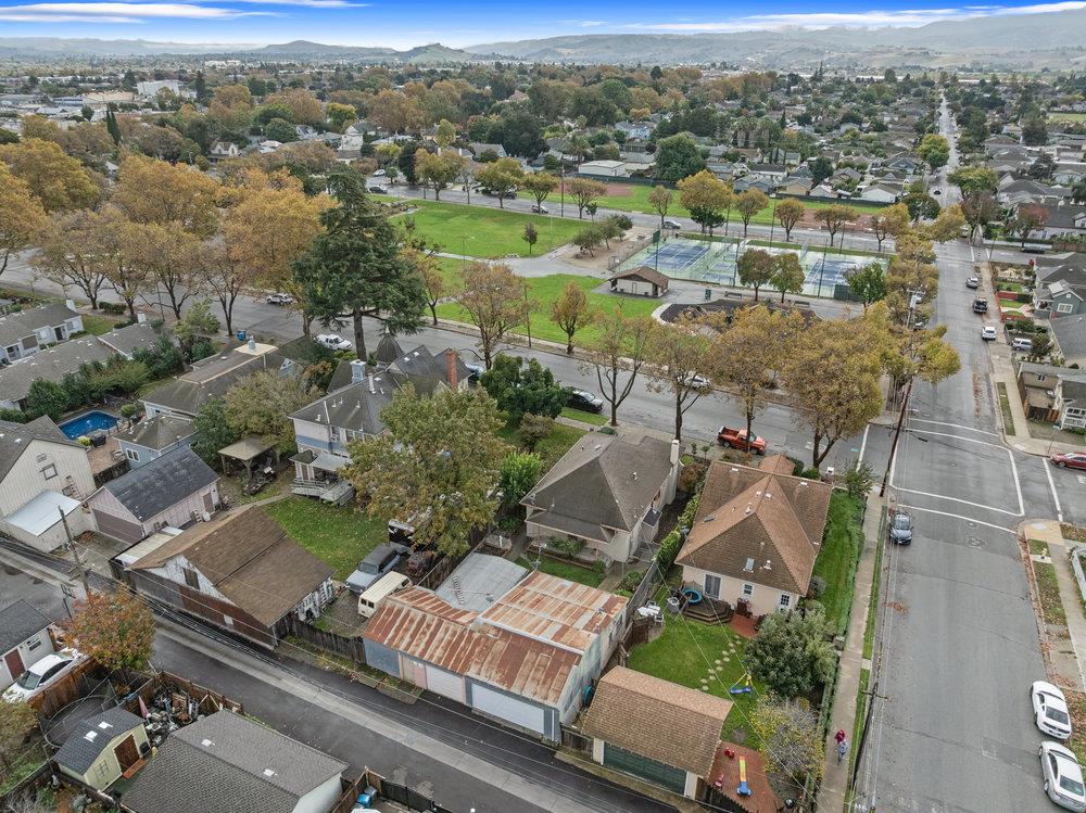 Detail Gallery Image 55 of 64 For 588 6th St, Hollister,  CA 95023 - 2 Beds | 1 Baths