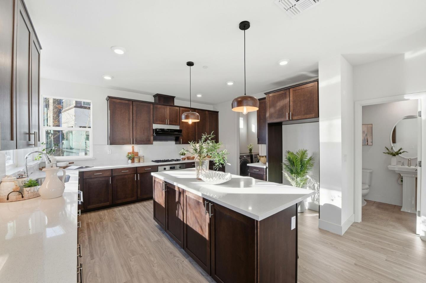 Detail Gallery Image 13 of 27 For 557 Charles Fraker Ter #1,  Sunnyvale,  CA 94085 - 4 Beds | 3/1 Baths