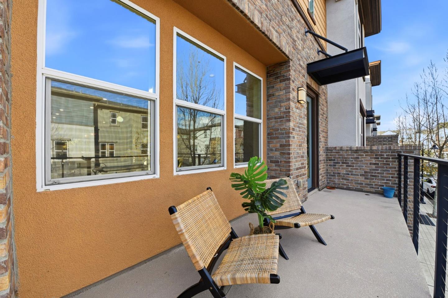 Detail Gallery Image 15 of 27 For 557 Charles Fraker Ter #1,  Sunnyvale,  CA 94085 - 4 Beds | 3/1 Baths