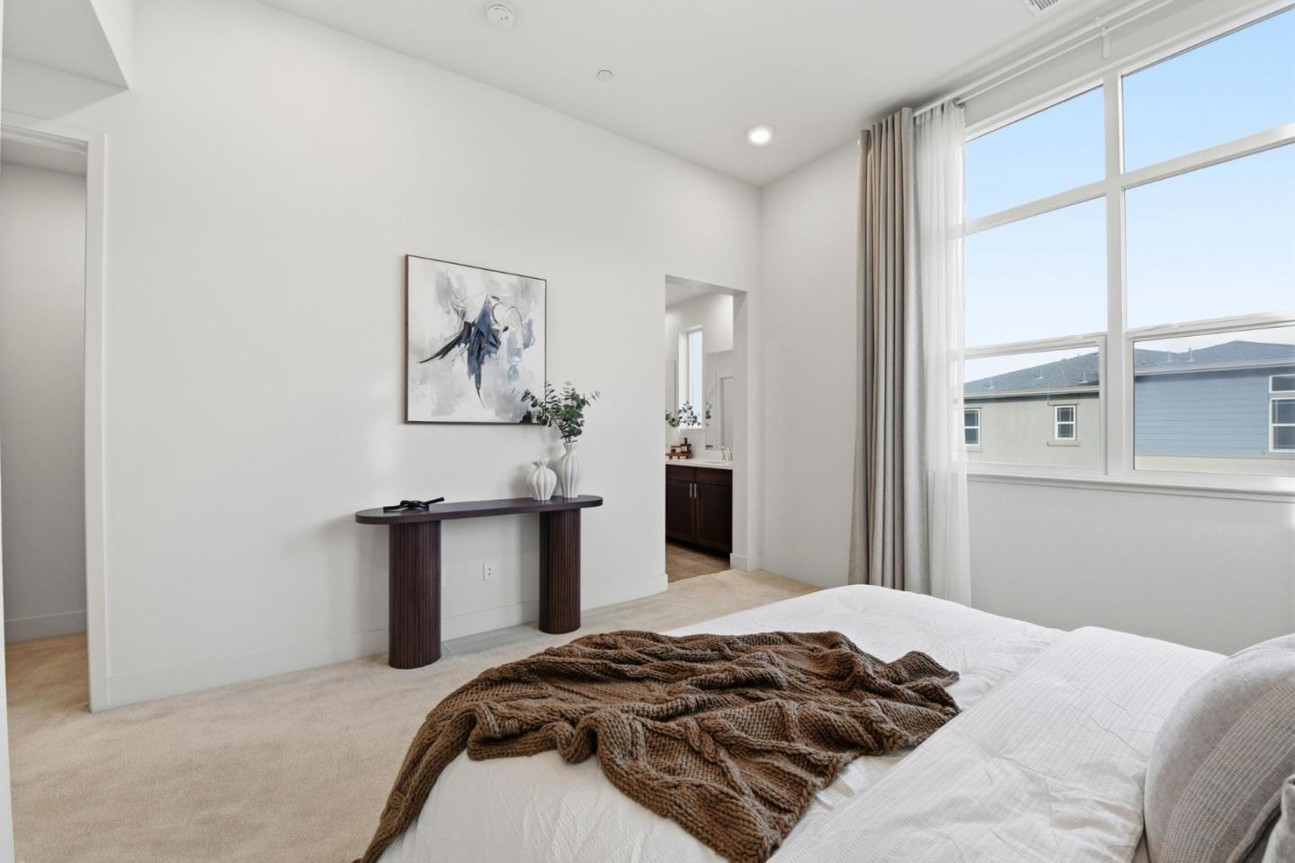 Detail Gallery Image 18 of 27 For 557 Charles Fraker Ter #1,  Sunnyvale,  CA 94085 - 4 Beds | 3/1 Baths