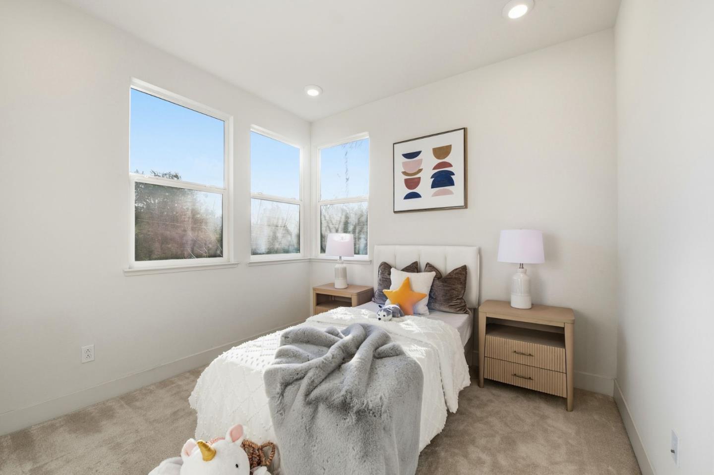 Detail Gallery Image 21 of 27 For 557 Charles Fraker Ter #1,  Sunnyvale,  CA 94085 - 4 Beds | 3/1 Baths