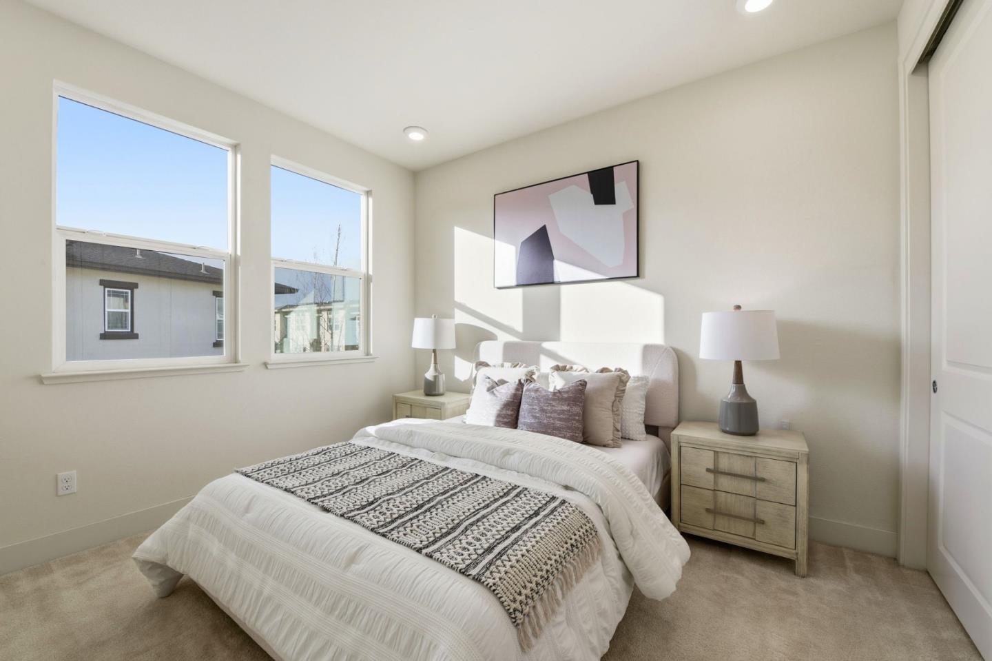 Detail Gallery Image 24 of 27 For 557 Charles Fraker Ter #1,  Sunnyvale,  CA 94085 - 4 Beds | 3/1 Baths