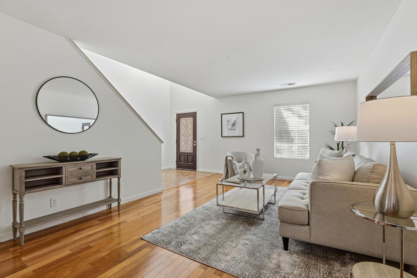 Detail Gallery Image 11 of 55 For 1341 Briarberry Ln, Gilroy,  CA 95020 - 4 Beds | 2/1 Baths