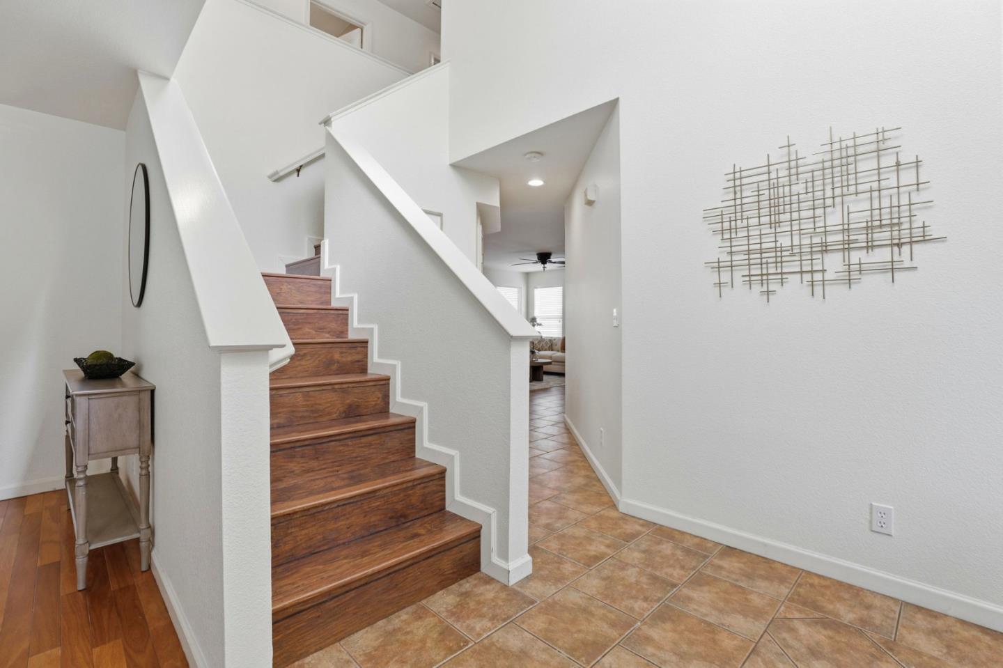 Detail Gallery Image 26 of 55 For 1341 Briarberry Ln, Gilroy,  CA 95020 - 4 Beds | 2/1 Baths