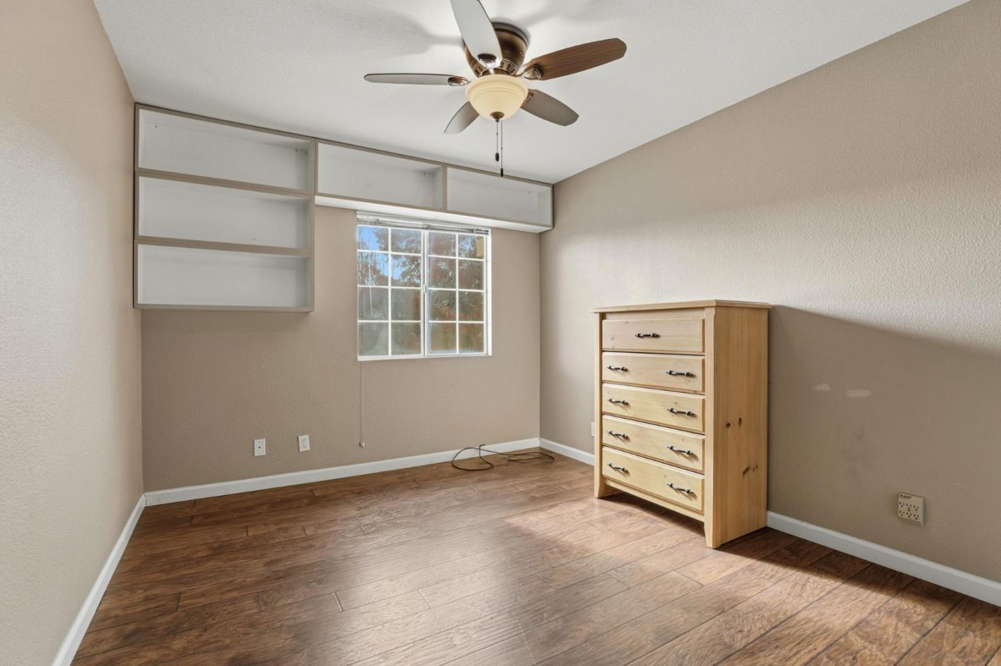 Detail Gallery Image 32 of 55 For 1341 Briarberry Ln, Gilroy,  CA 95020 - 4 Beds | 2/1 Baths