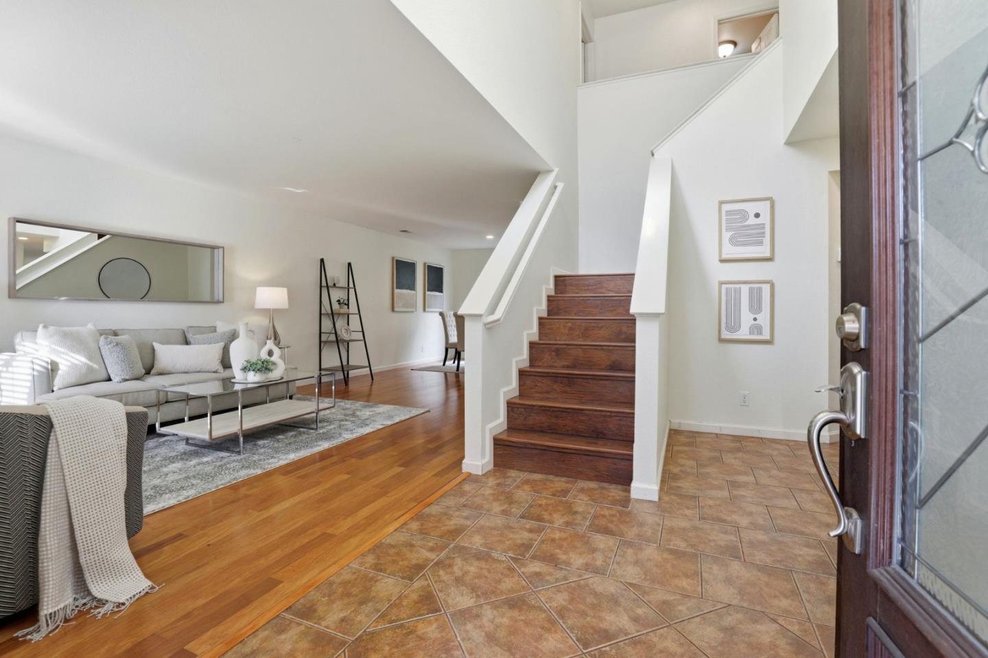 Detail Gallery Image 6 of 55 For 1341 Briarberry Ln, Gilroy,  CA 95020 - 4 Beds | 2/1 Baths