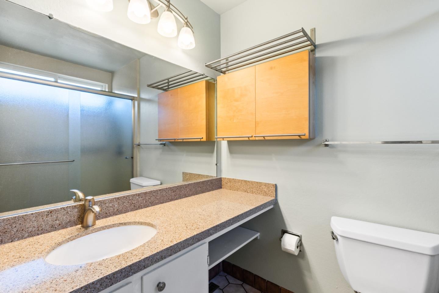 Detail Gallery Image 14 of 27 For 1020 Everglades Dr, Pacifica,  CA 94044 - 4 Beds | 3 Baths