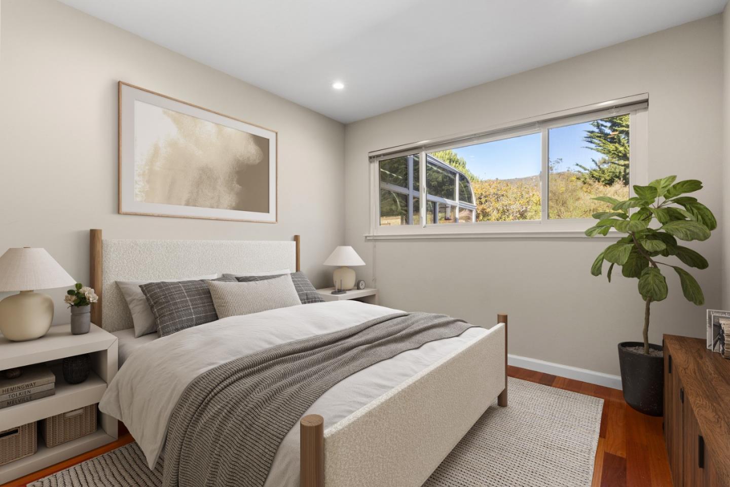 Detail Gallery Image 15 of 27 For 1020 Everglades Dr, Pacifica,  CA 94044 - 4 Beds | 3 Baths