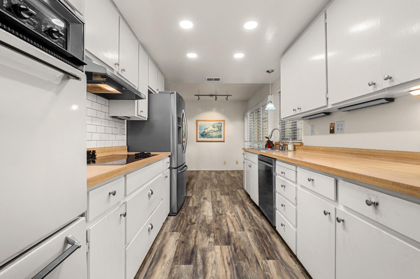 Detail Gallery Image 10 of 38 For 30 Northcreek Pl, Walnut Creek,  CA 94598 - 2 Beds | 2 Baths