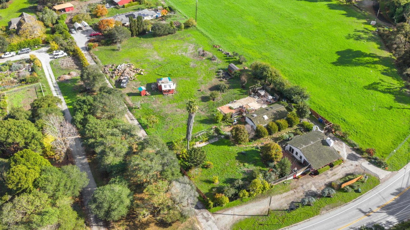 Detail Gallery Image 4 of 42 For 2301 Soquel San Jose Rd, Soquel,  CA 95073 - 2 Beds | 2 Baths